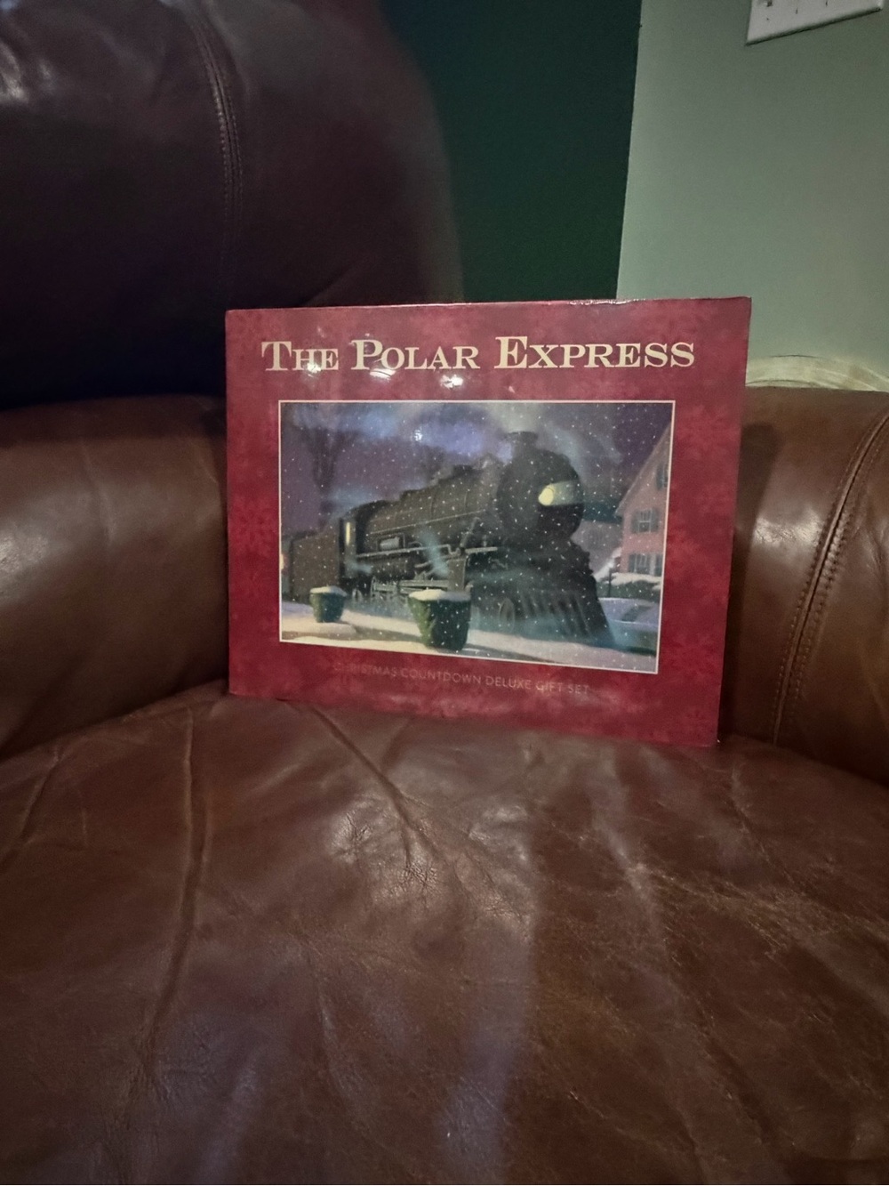 The Polar Express Red Holiday Wall Art - Unbranded